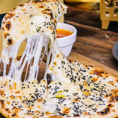 453. Naan Cheese Tarik Extra - Restoran Ehsan Menu