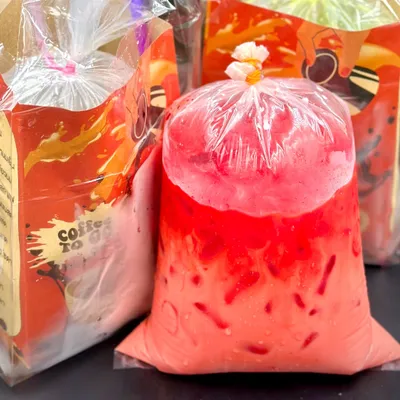 Air Goncang Strawberry Susu - Planet Nasi Kukus Menara U (Shah Alam) Menu