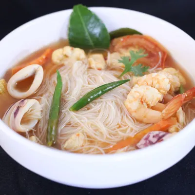 Bihun Tomyam - Abadi Cafeteria Menu