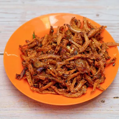 Ikan Bilis Varuval - Usha Banana Leaf (PJ) Menu