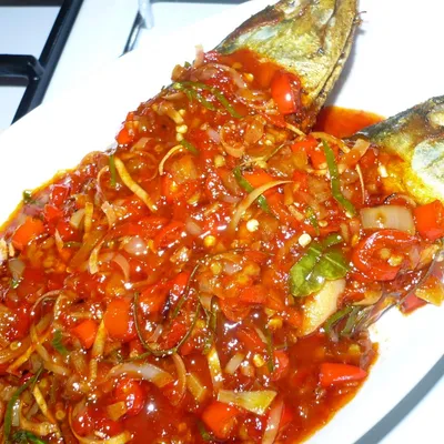 ikan kembung 3 rasa - Dayana Ala Thai Seafood Menu