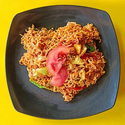 Maggi Goreng Kerang - H Deens Corner Menu