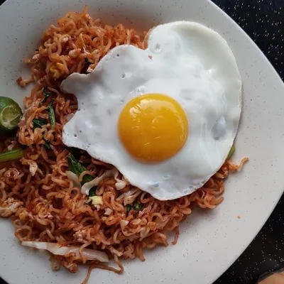 Maggie Goreng Telur - Maimunah Food Corner Menu