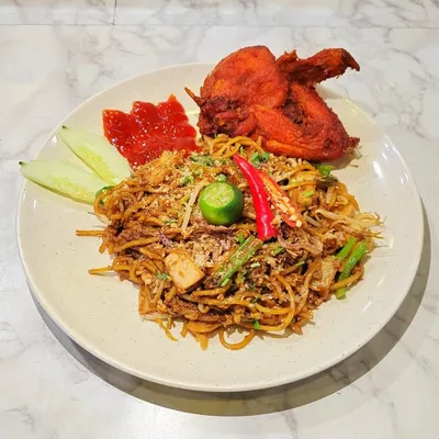 Mee Goreng Ayam - Nasi Lemak Royale Kedah Menu
