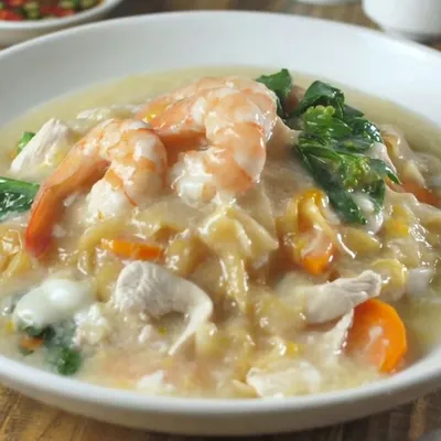 mee ladna - Dayana Ala Thai Seafood Menu