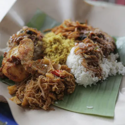 Nasi Ambeng - Restoran Kacang Pool Haji Menu