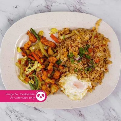 Nasi Goreng Ayam Kunyit - H Deens Corner Menu