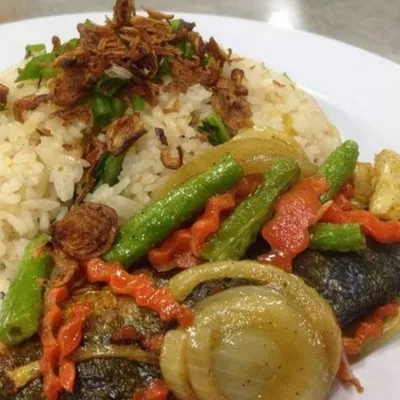 Nasi Goreng Ikan Rebus - KEDAI KOPI MAT JASAK Menu