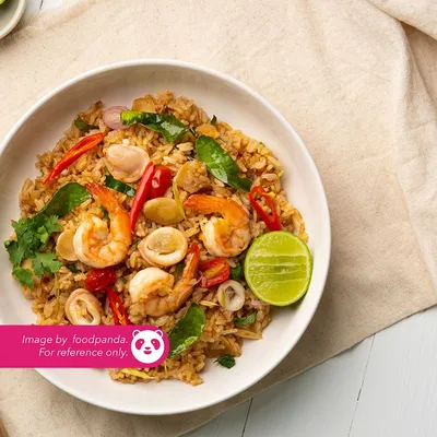 Nasi Goreng Seafood Serbuk Kari - NURJAYA THAI FOOD Menu