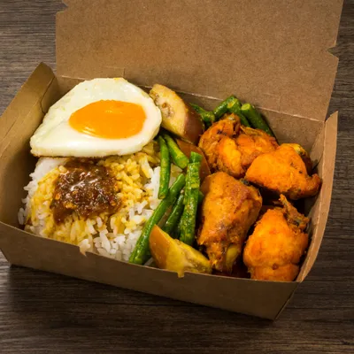Nasi Kak Wok + Telur - Warung Wok Menu