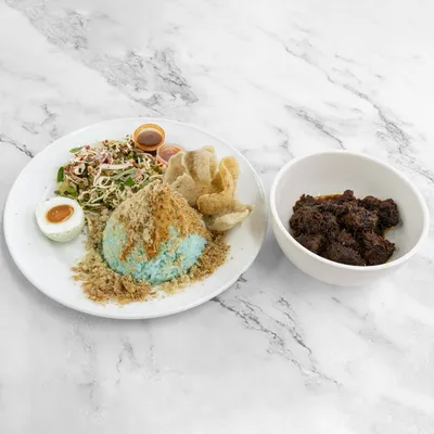 Nasi Kerabu Daging Rendang - Restoran The Scene Menu