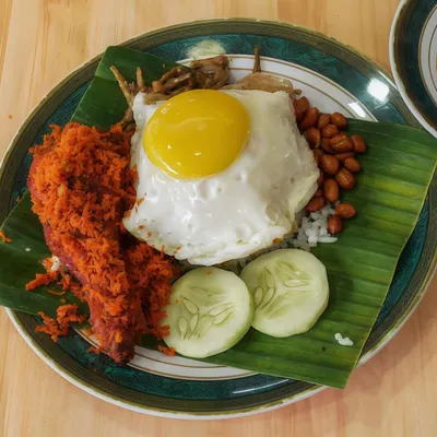 Nasi Lemak Ayam - Nasi Kandar Rasmeena Menu
