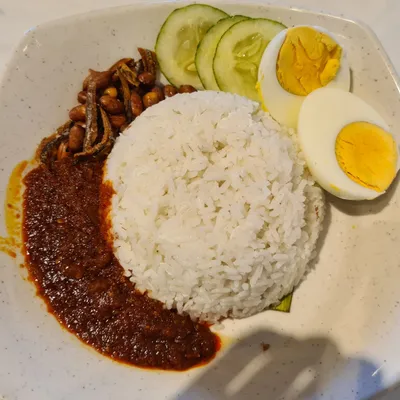 Nasi Lemak Biasa - Restoran Tiga Ros Menu