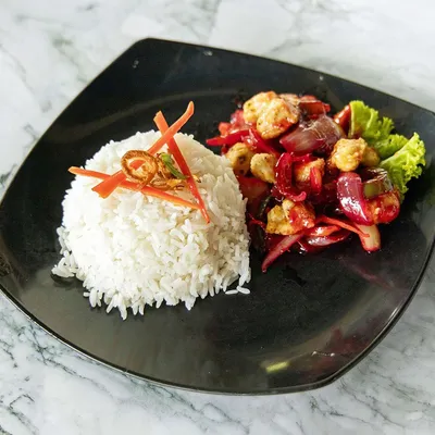 Nasi Putih Ayam Merah - H Deens Corner Menu