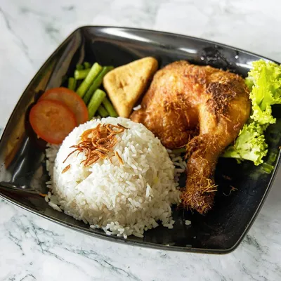 Nasi Putih Ayam Penyet - H Deens Corner Menu