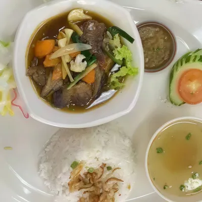 Nasi Putih Daging Merah - Sajian G Jee Menu