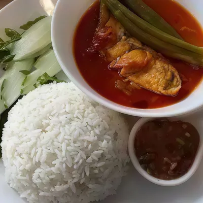 NASI PUTIH+ IKAN KARI + SAYUR - Al Fariz Maju Menu