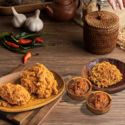 Paket Indomie Berganda T- Delivery - I Am Geprek Bensu Menu