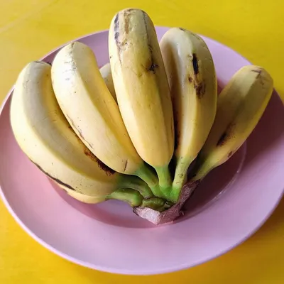 Pisang - H Deens Corner Menu