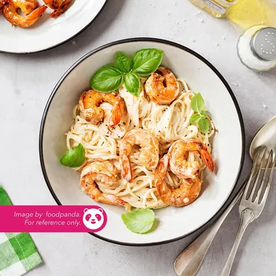 PT08. Spaghetti Aglio Olio Seafood - Village Grill Menu