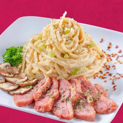 Smokey Duck & Mushroom Carbonara Pasta🦆🍄 - US Pizza Penang Menu