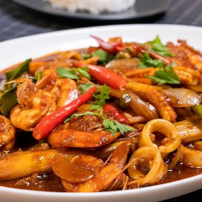 sotong masak paprik - Dayana Ala Thai Seafood Menu