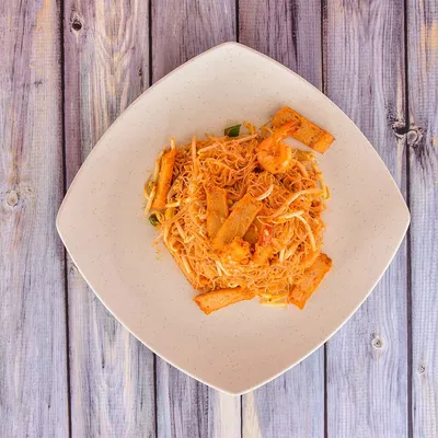 Thai Style Fried Meehoon - Kafe Strawberry Fields @ Glenmarie Menu