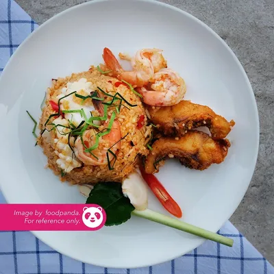 Tom Yam Fried Rice - Kafe Strawberry Fields @ Glenmarie Menu