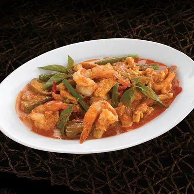 TS12.Stir Fried Prawn, Chicken & Chili - Johnny's Restaurant Menu
